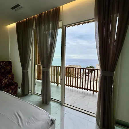 Tis, Coast * パリアーサ