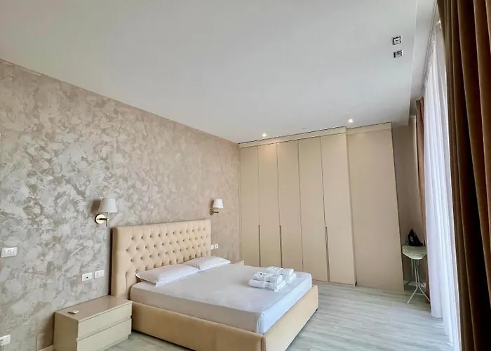 Tis, Coast Ferienhaus Palasë