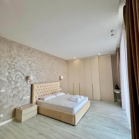 Tis, Coast Ferienhaus Palasë