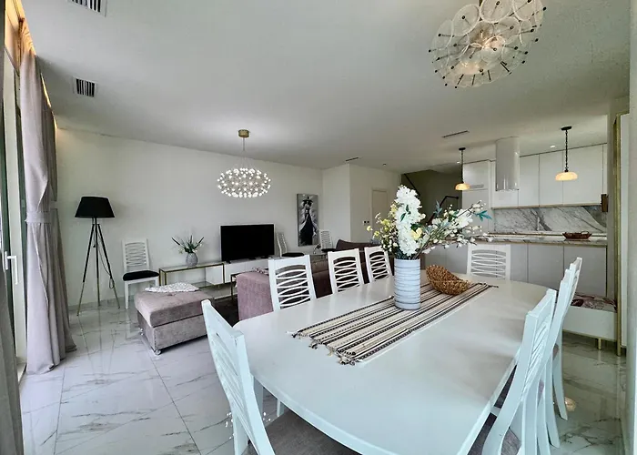 Dom wakacyjny Tis, Coast Palasë