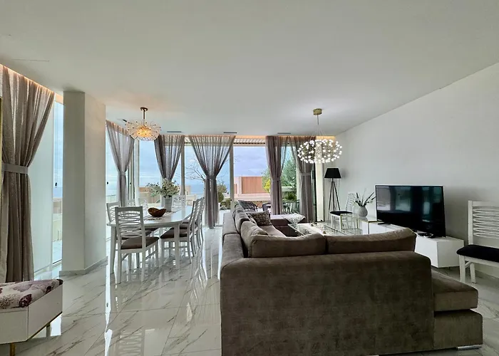 Dom wakacyjny Tis, Coast